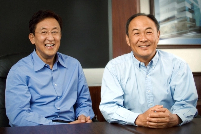 Hai doanh nhân gốc Hoa có thêm 14 tỷ USD nhờ cơn khát chip nhớ